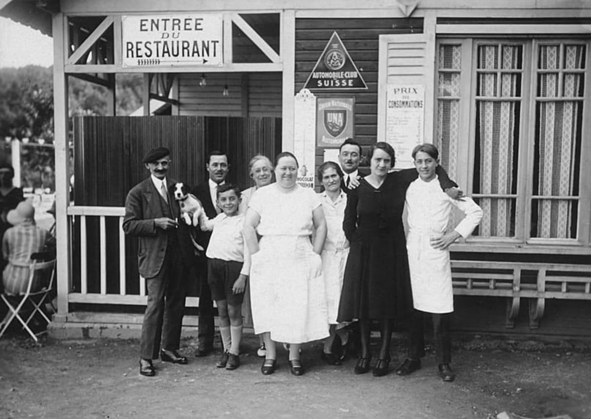 Lyon's First Female Chefs Earned 6 Michelin Stars in 1933 - Image 5