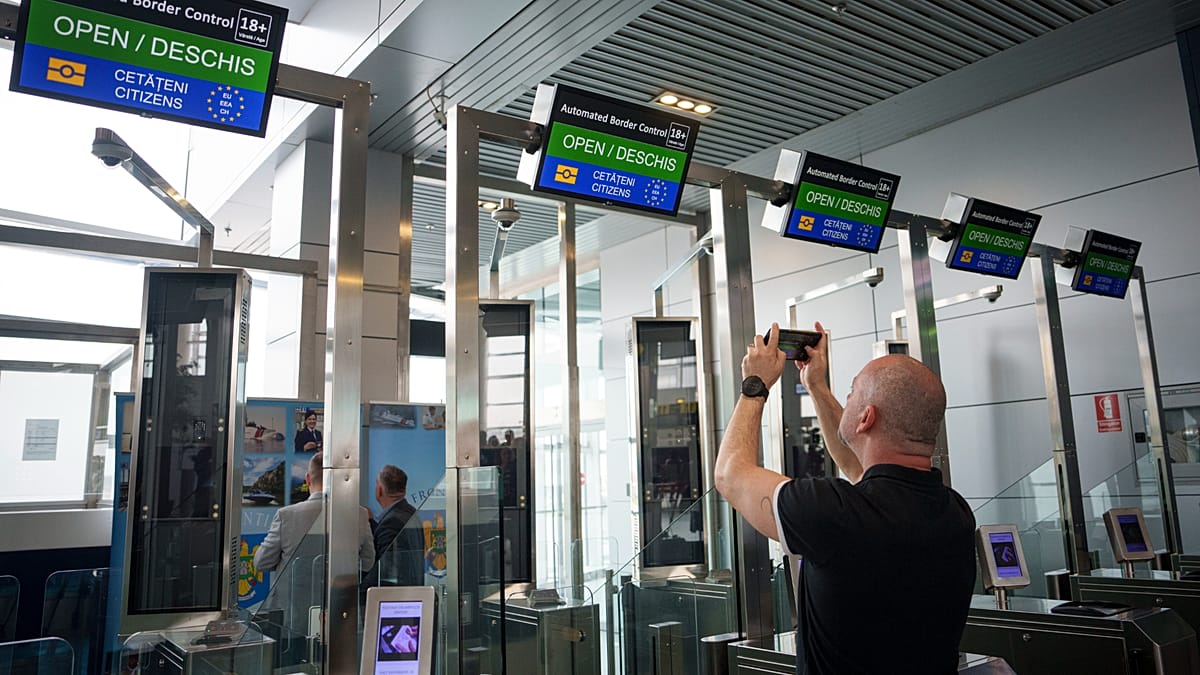 EU Launches App to Speed Up Border Waits at Airports