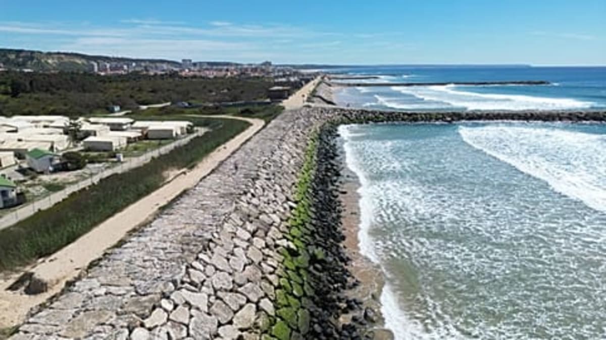 Portugal Invests €111M to Restore Storm-Battered Beaches - Image 5