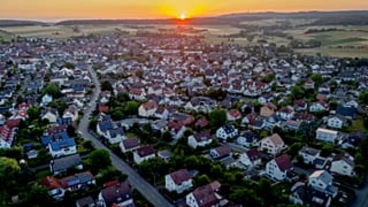 German Village Dodges Energy Crisis With Renewables - Image 3