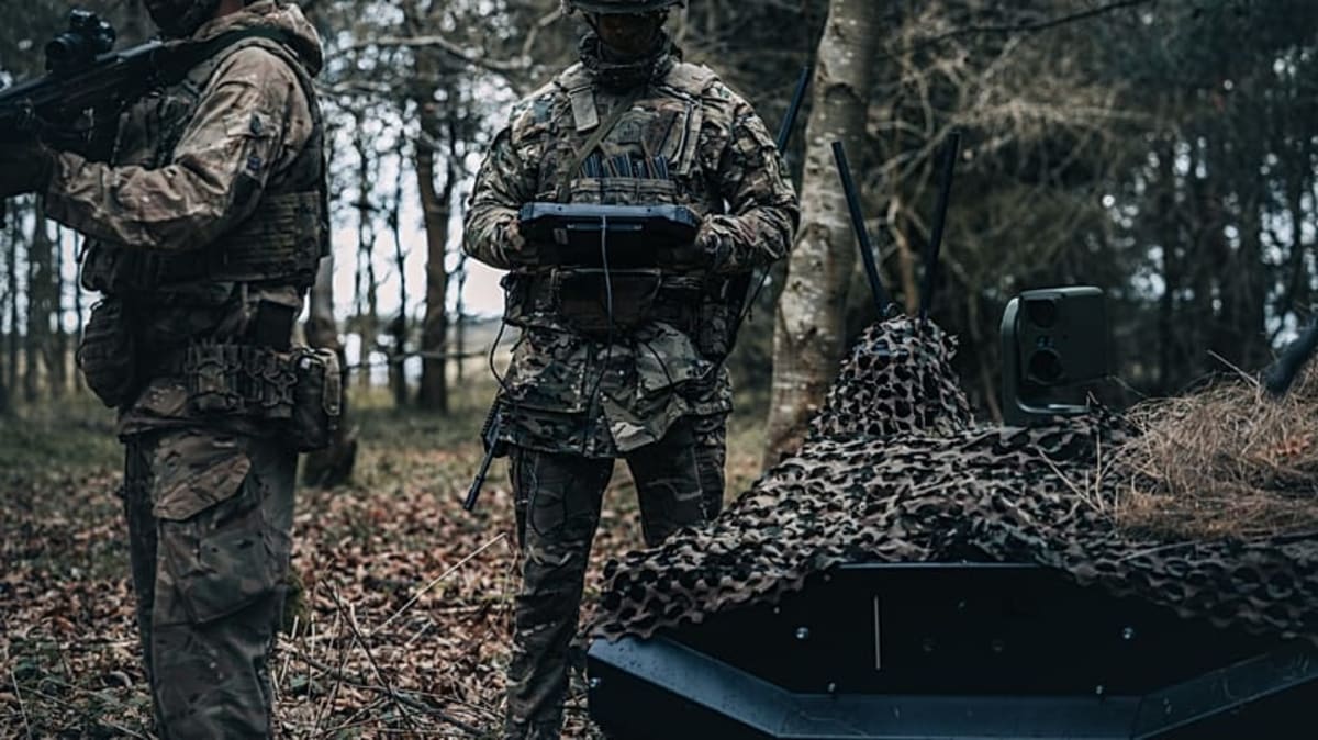 24-Year-Old Bridges Military Service and Tech Innovation - Image 5