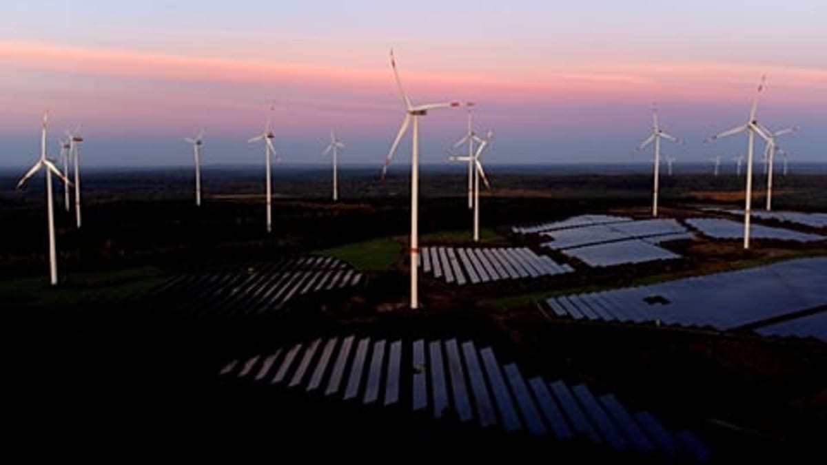 World's Tallest Wind Turbine Rising in Former Coal Country - Image 5