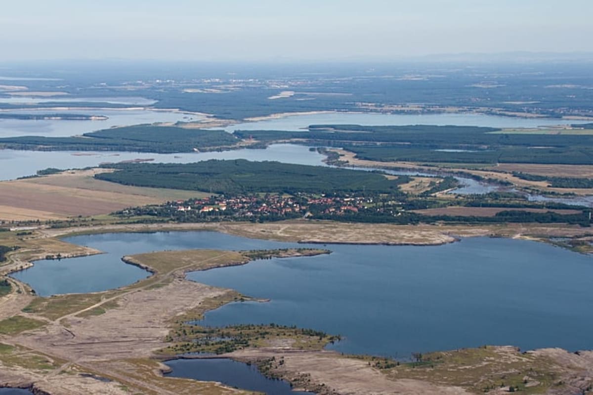 Germany Turns Coal Mines Into Lake Wonderland Near Berlin - Image 2