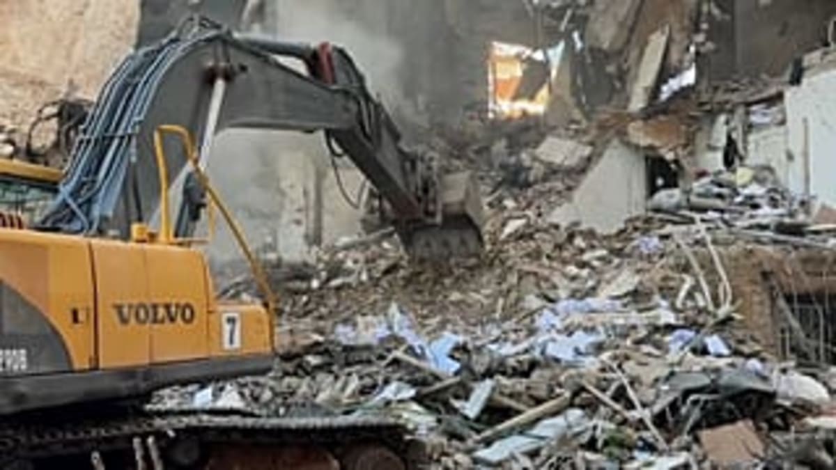 Mexican Miner Survives 14 Days Trapped Underground - Image 5