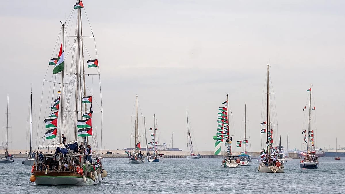 1,000 Activists Sail 70 Boats to Gaza With Aid