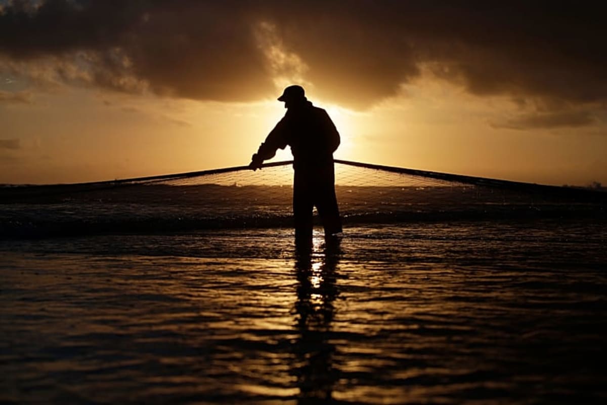 EU Project Turns Fishermen Into Ocean Cleanup Heroes - Image 2