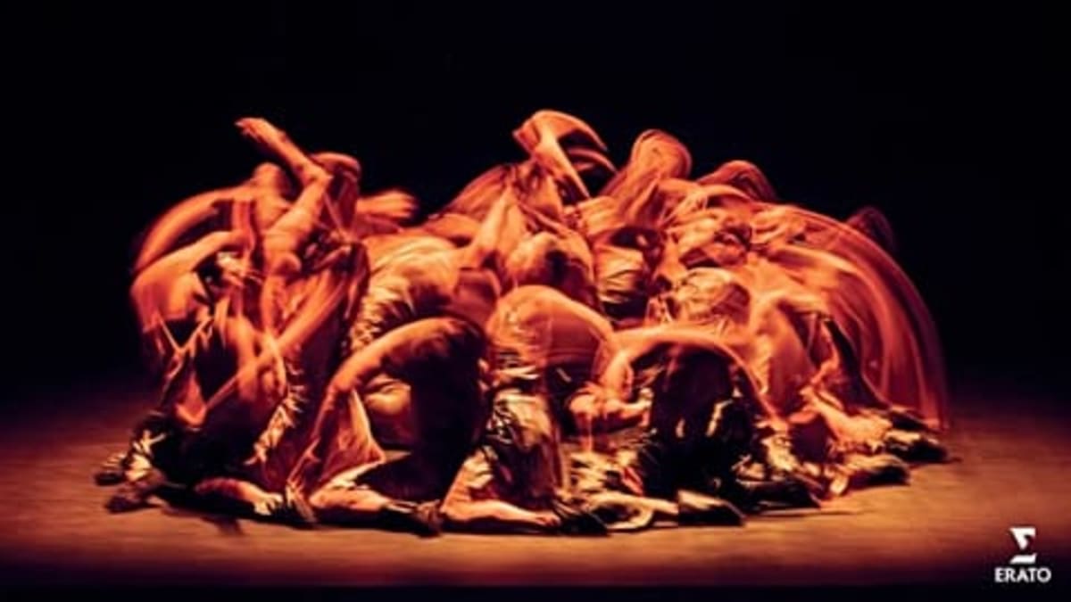 Dutch Museum Lets You Dance With the Art Until August - Image 4