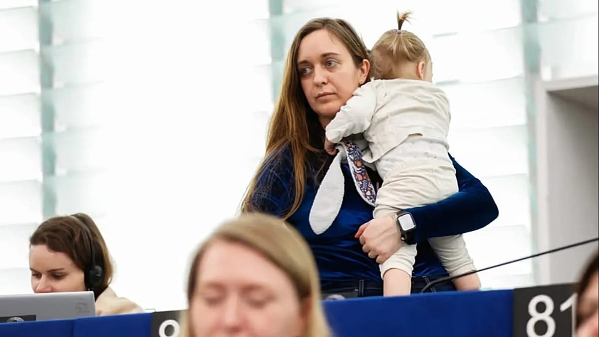 European Parliament Approves Proxy Voting for New Mothers