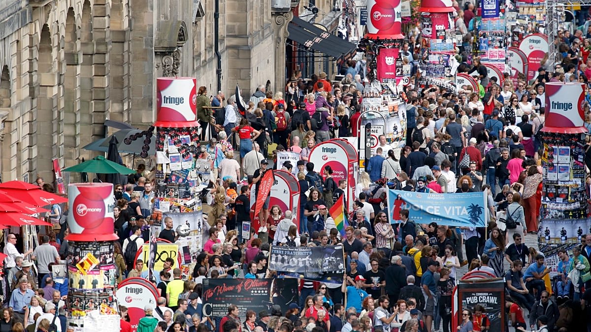 Edinburgh Fringe 2026 Debuts UK's First Sauna Theatre