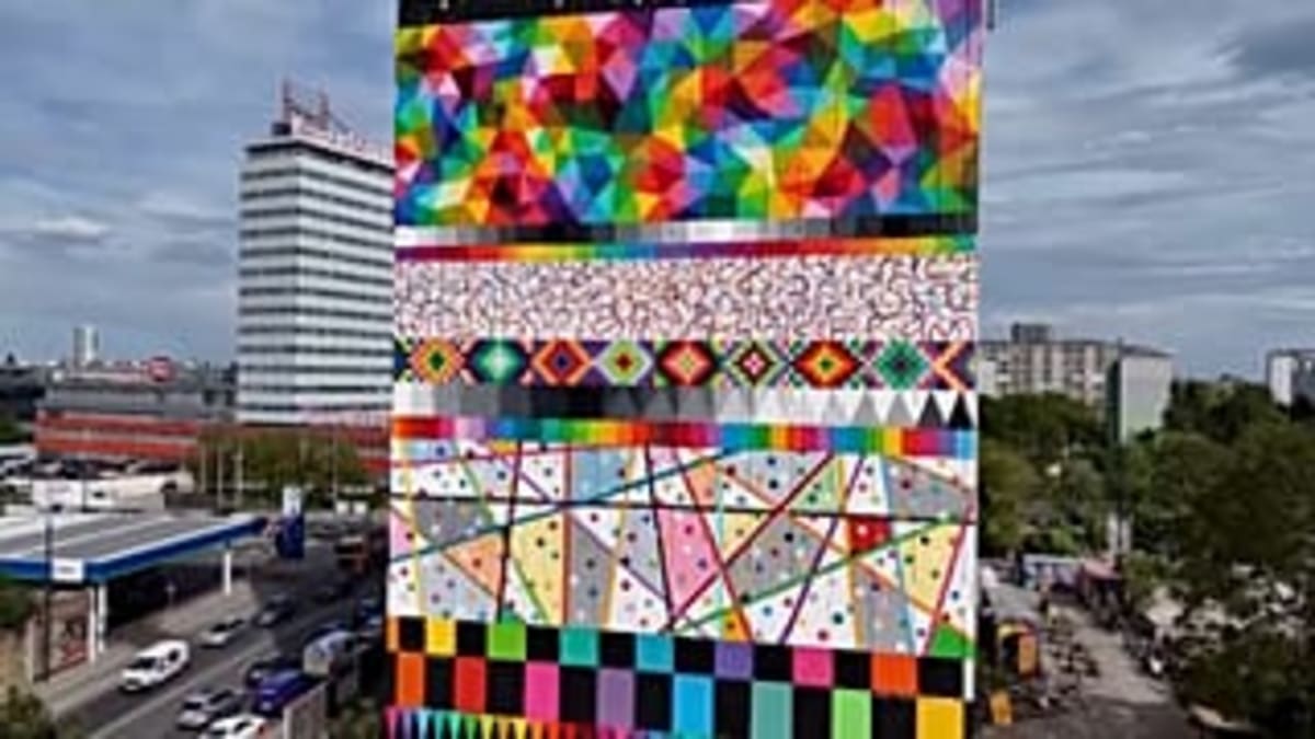Vienna's Giant Eurovision Mural Transforms Empty Tower - Image 3