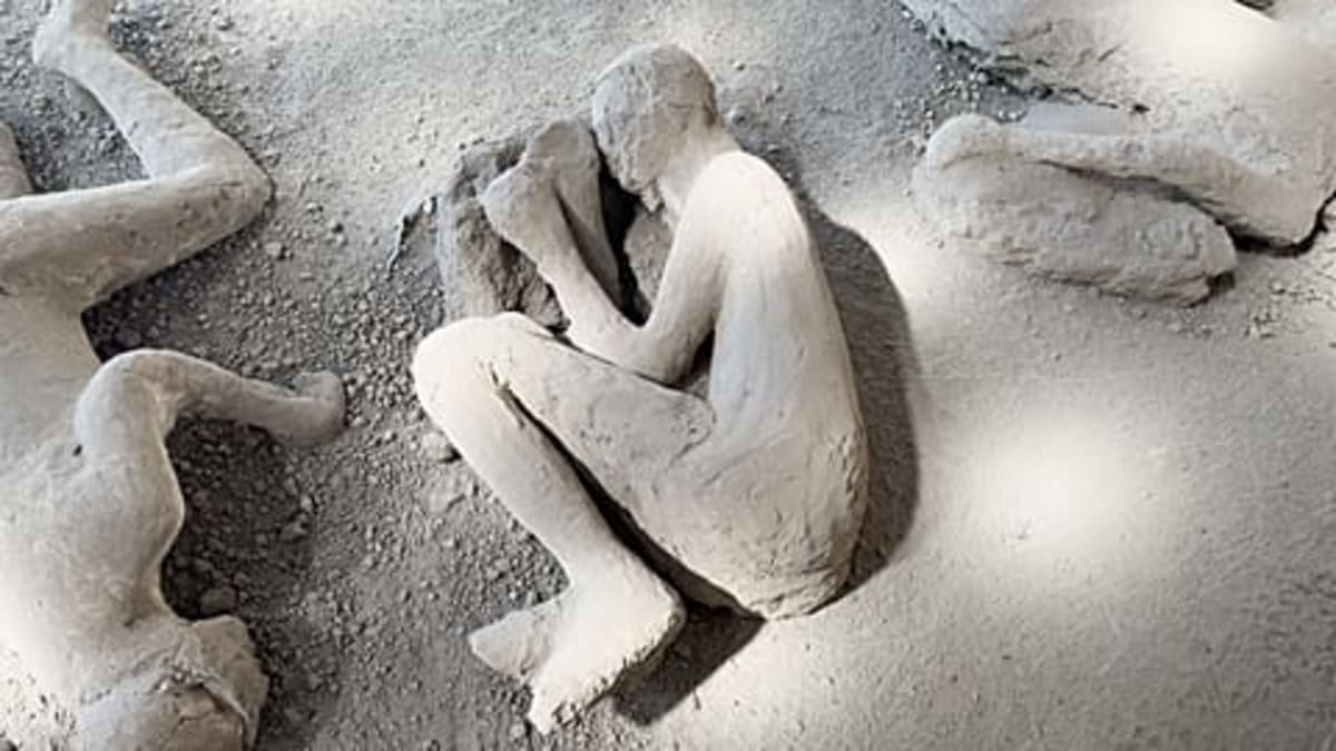 3,000-Year-Old Egyptian Tomb Uncovered Near Luxor - Image 4