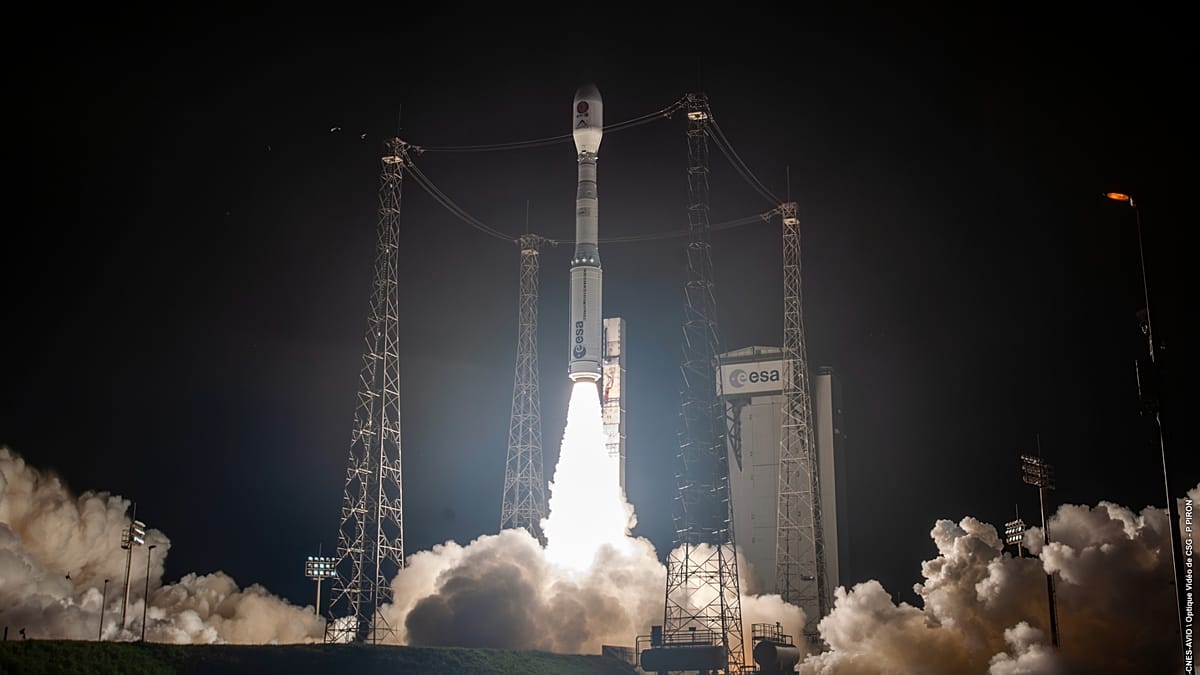 Europe and China Launch Mission to Map Earth's Magnetic Shield