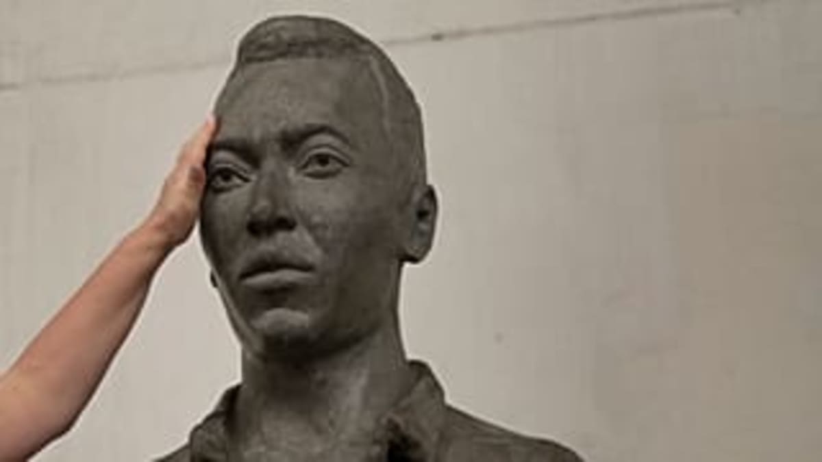 Giant Pelé Statue Rises in Mexico for 2026 World Cup - Image 3