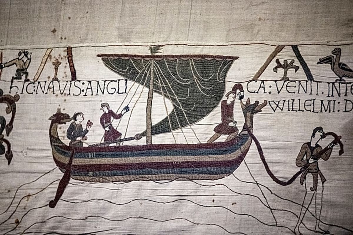 900-Year-Old Bayeux Tapestry Fully Displayed for First Time - Image 2