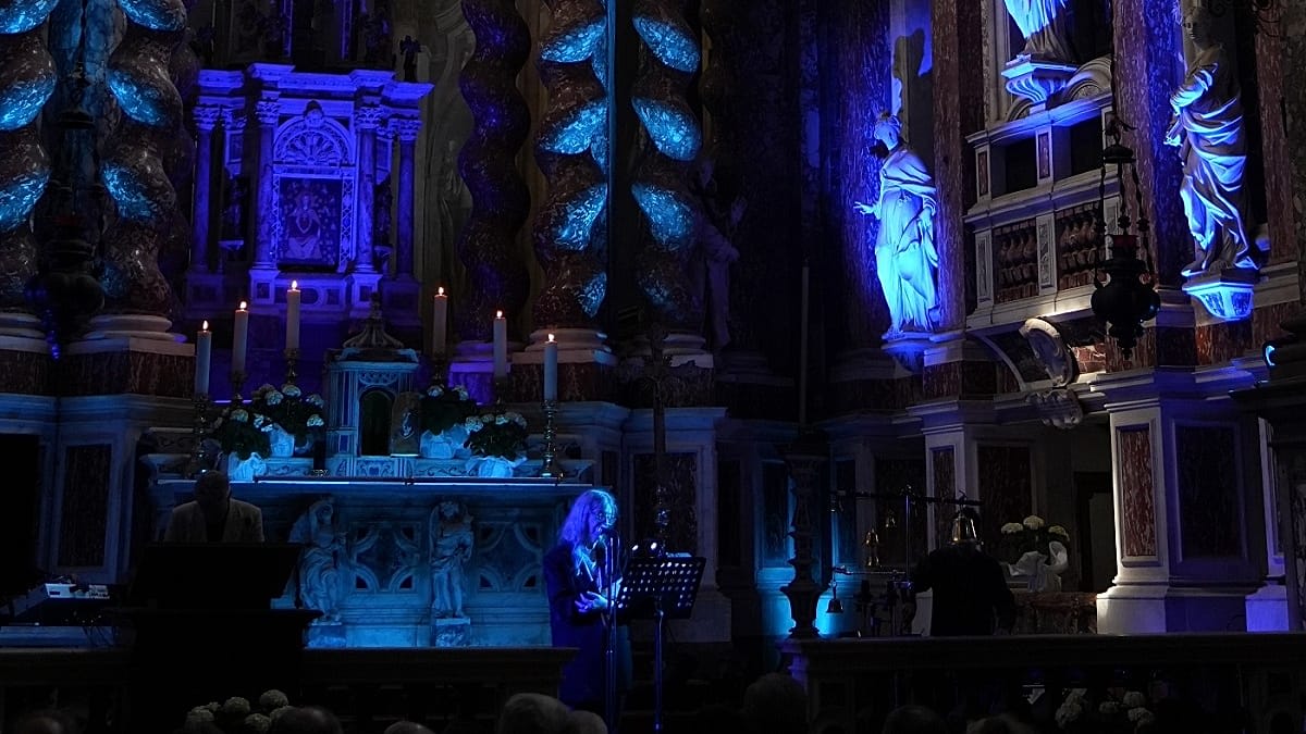** Patti Smith performing at historic Venetian church for Vatican Biennale pavilion opening