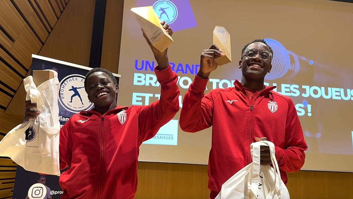 French Teen Footballers Win Speaking Contest at Versailles