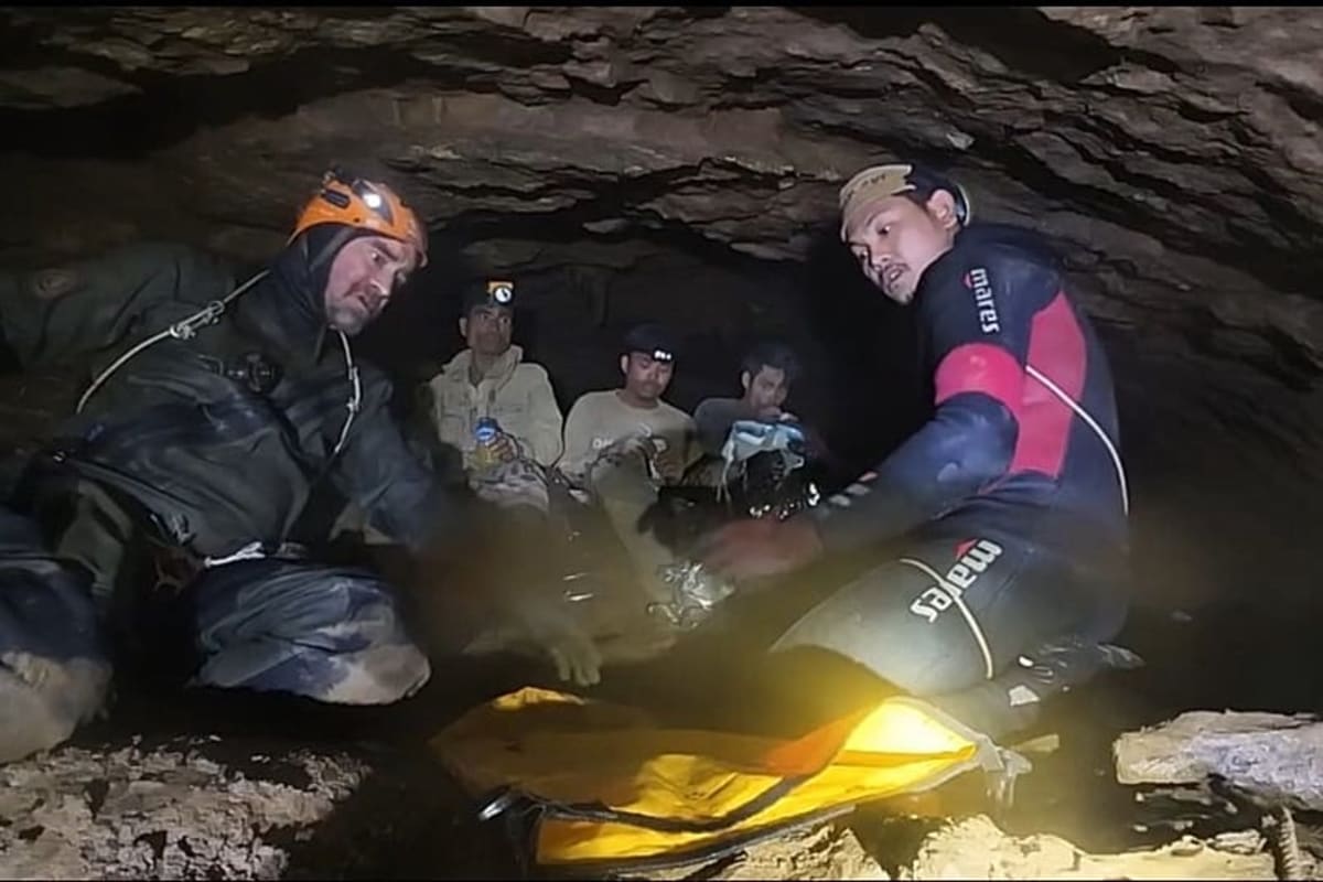Five Rescued From Flooded Laos Cave, Search Continues - Image 2