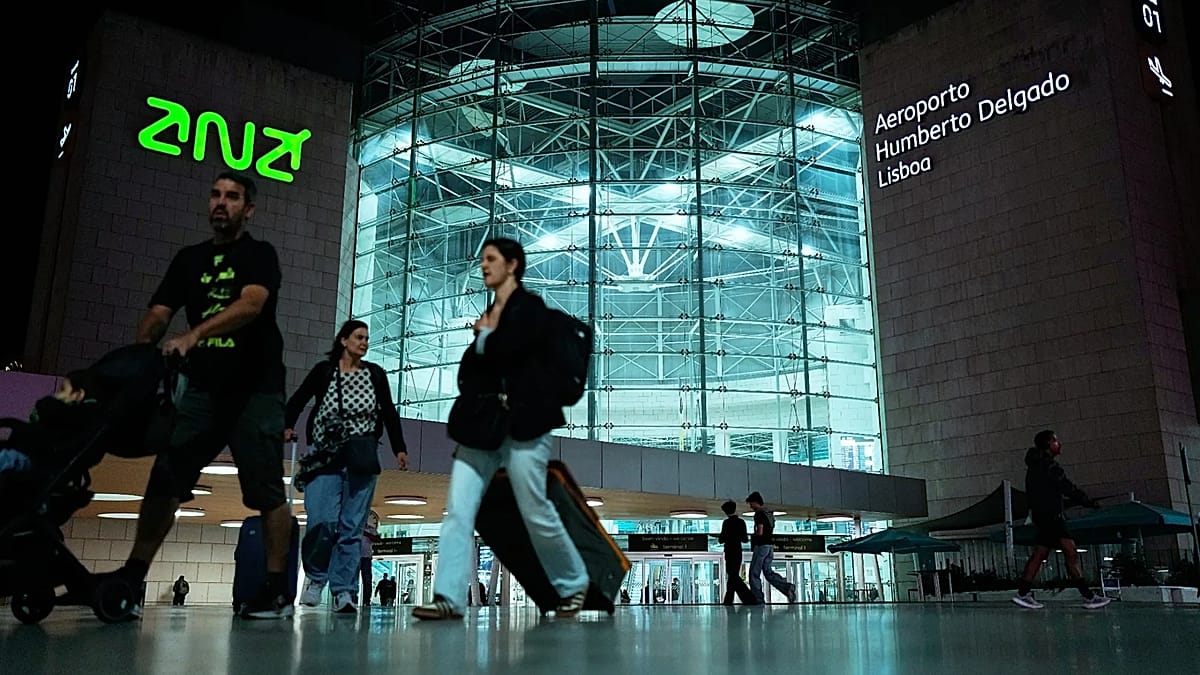 Portugal Adds 340 Officers to Speed Airport Lines