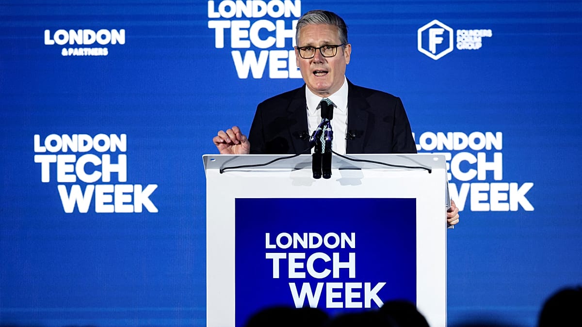 UK Pushes Tech Giants to Protect Kids Online in 3 Months
