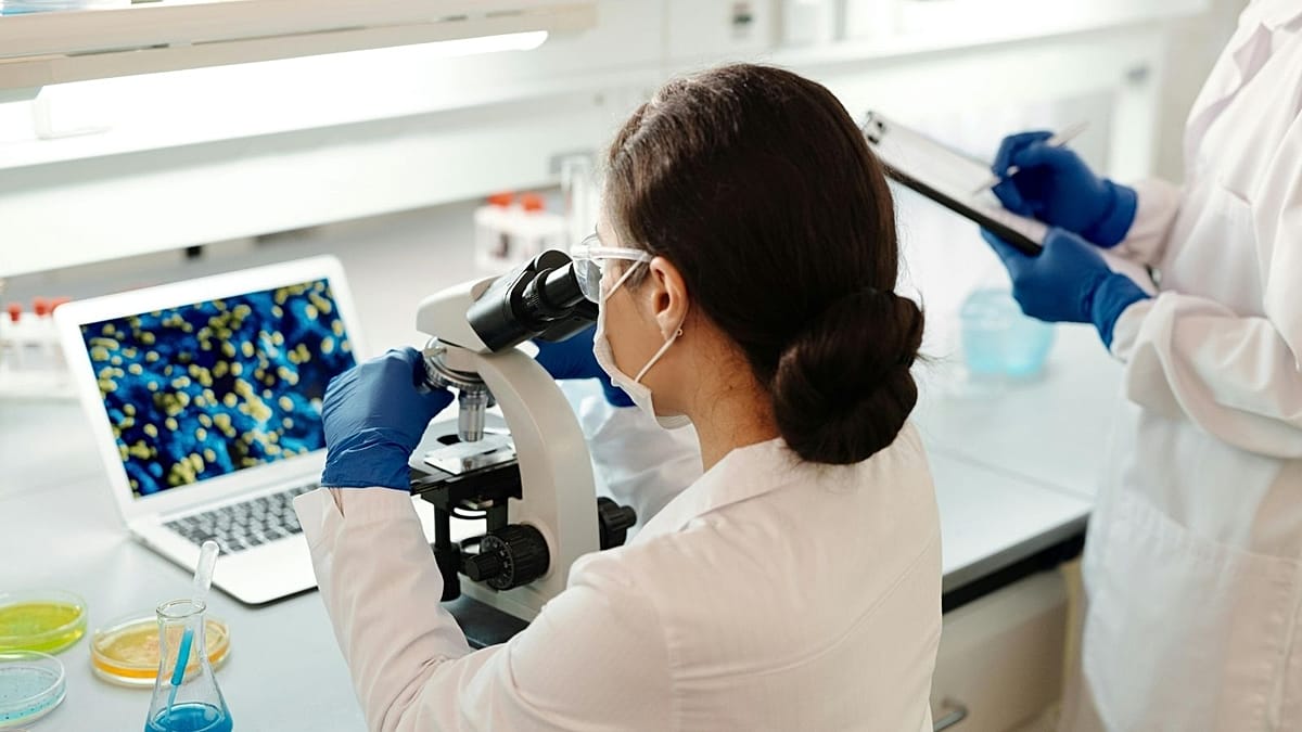 First Human Gets Cell-Reversing Gene Therapy for Blindness