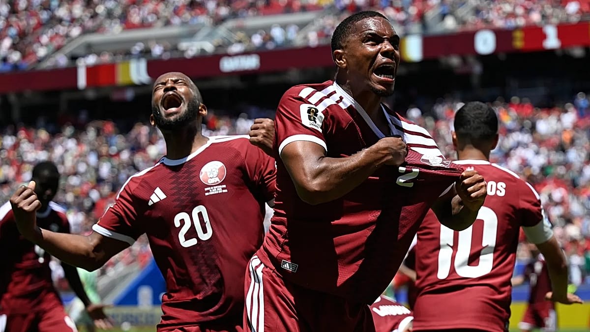 Qatar Scores First-Ever World Cup Point in Final Seconds