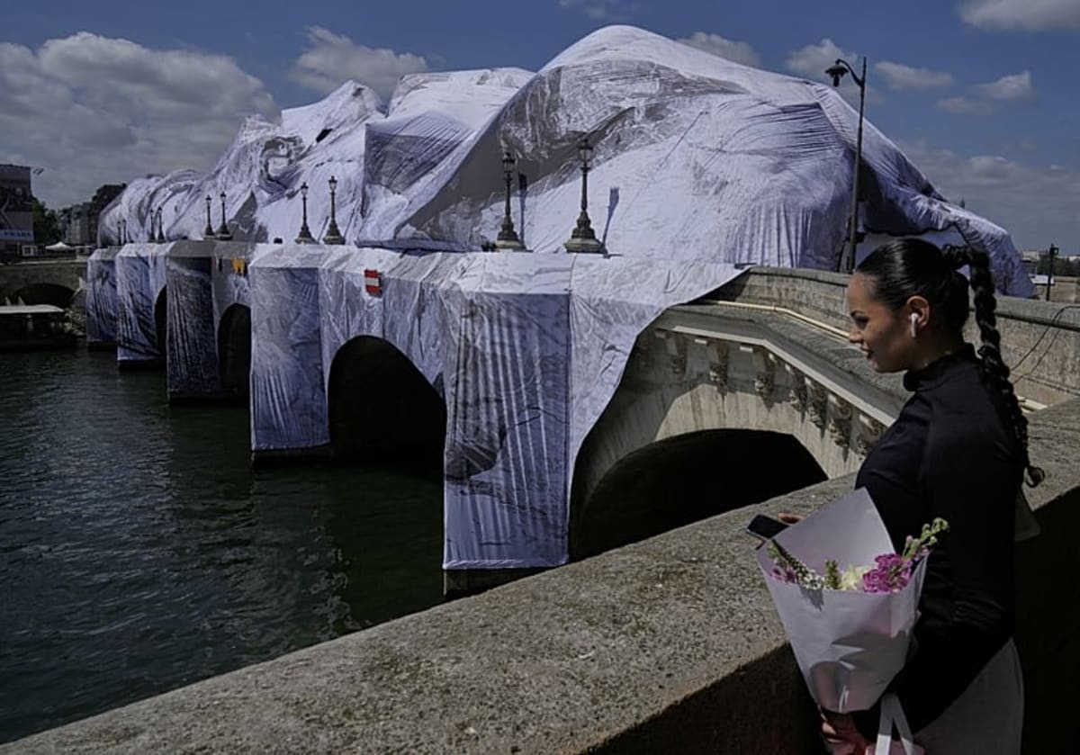 Artist JR Transforms Paris Bridge Into Walk-Through Cave - Image 2