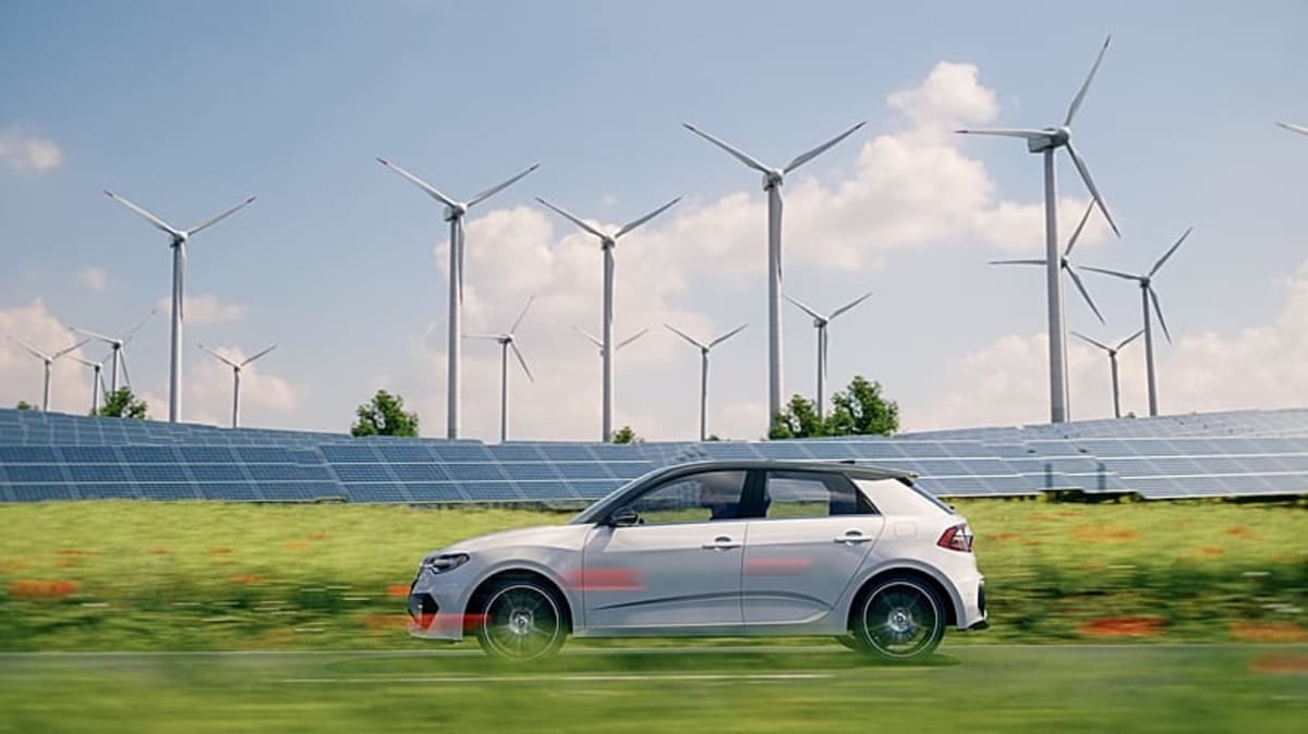 Company Cuts EV Tire Pollution by 35% Using New Materials - Image 2