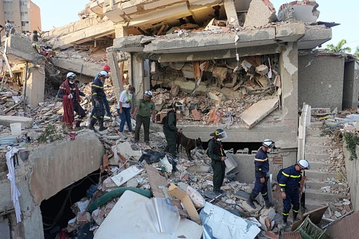 Security Guard Rescued Alive 8 Days After Venezuela Quakes - Image 4