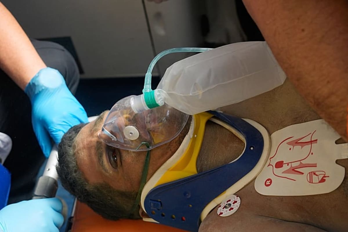 Security Guard Rescued Alive 8 Days After Venezuela Quakes - Image 2