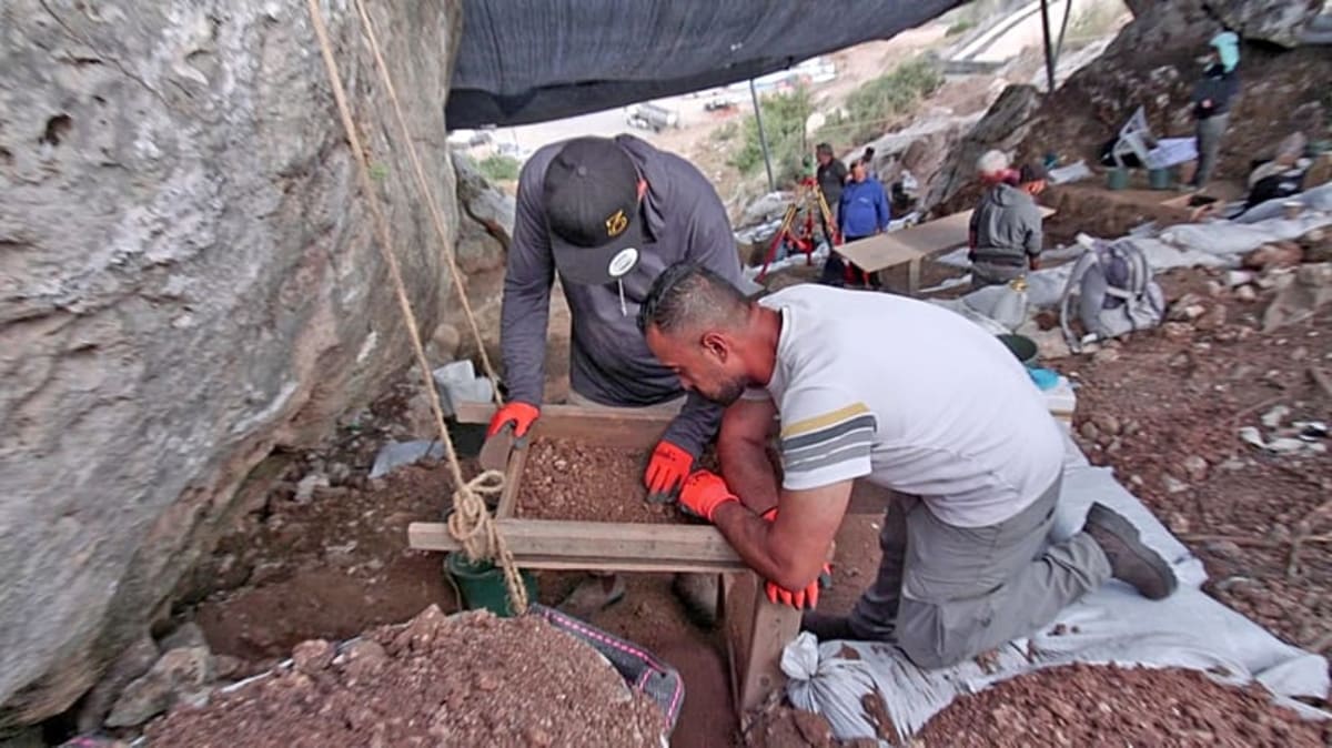 400,000-Year-Old Cave Found Sealed in Israel - Image 2