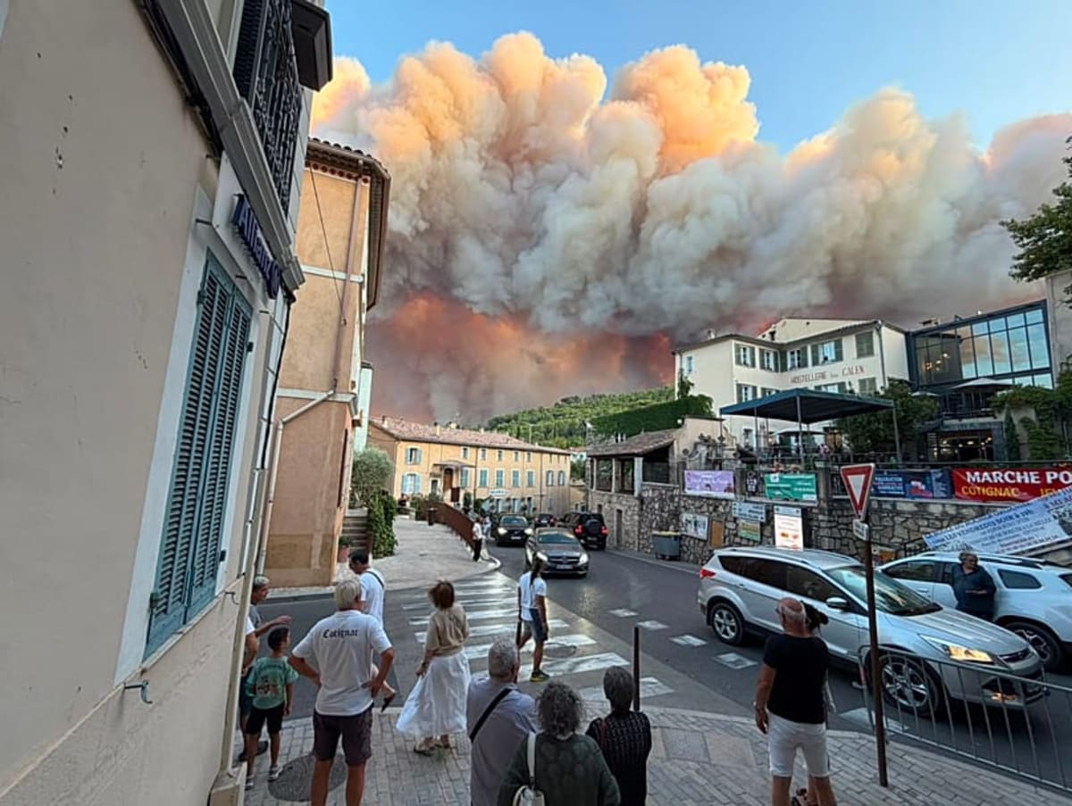 French Village Survives Wildfire With Open Doors and Kindness - Image 2