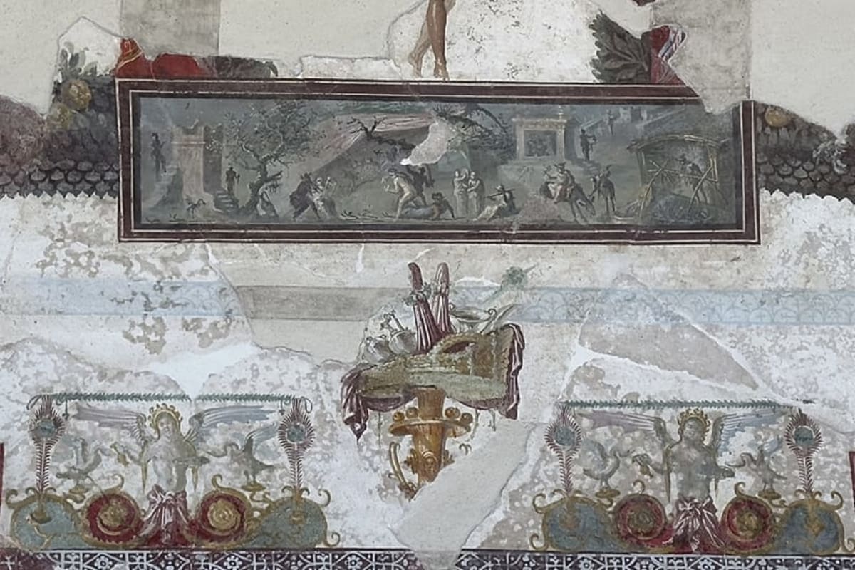Pompeii Restores Stunning Greek Mythology Ceiling Fresco - Image 2