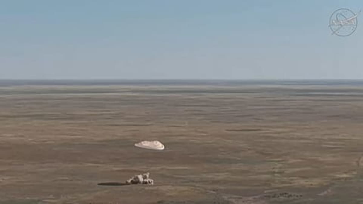 US-Russian Crew Returns After 241 Days in Space - Image 4