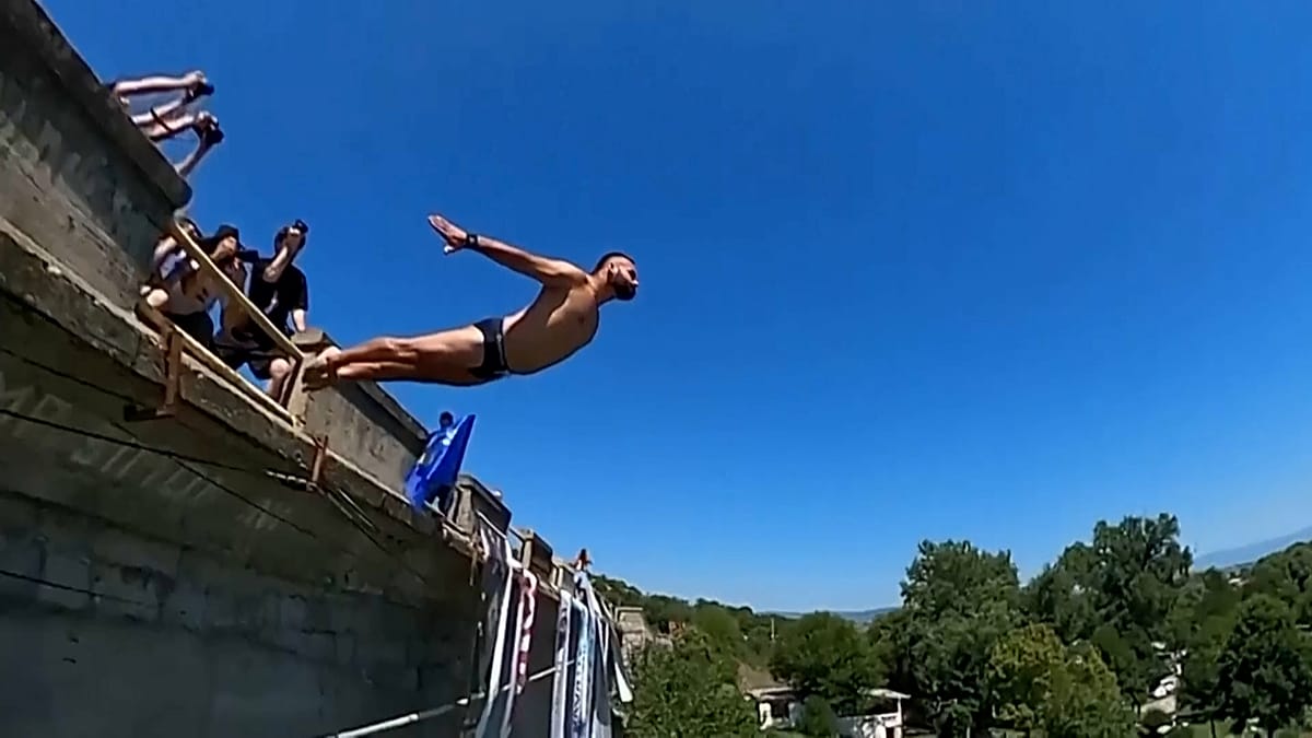 Kosovo's 72-Year-Old Bridge Diving Tradition Returns