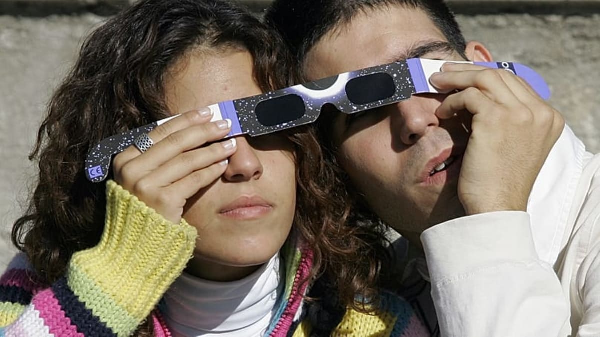 Spain's Total Eclipse: How to Safely Film August 12 Event - Image 2