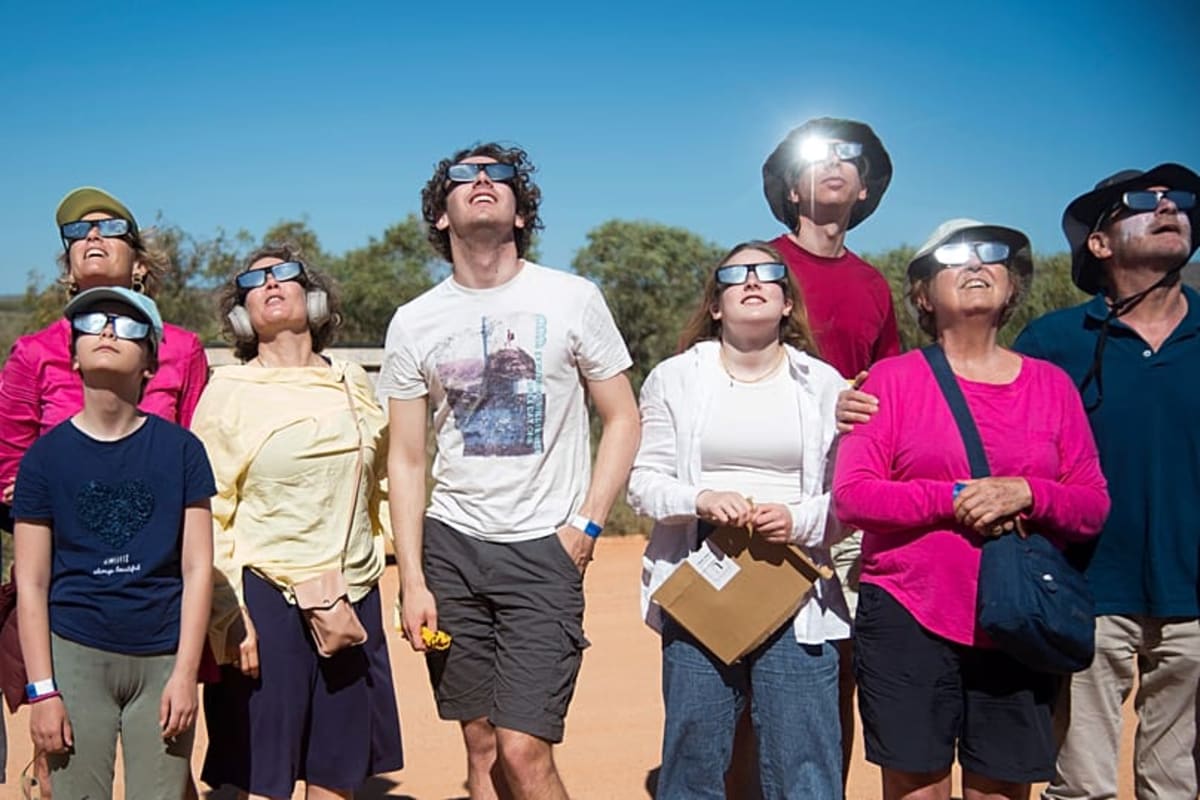 Spain's Total Eclipse: How to Safely Film August 12 Event - Image 3