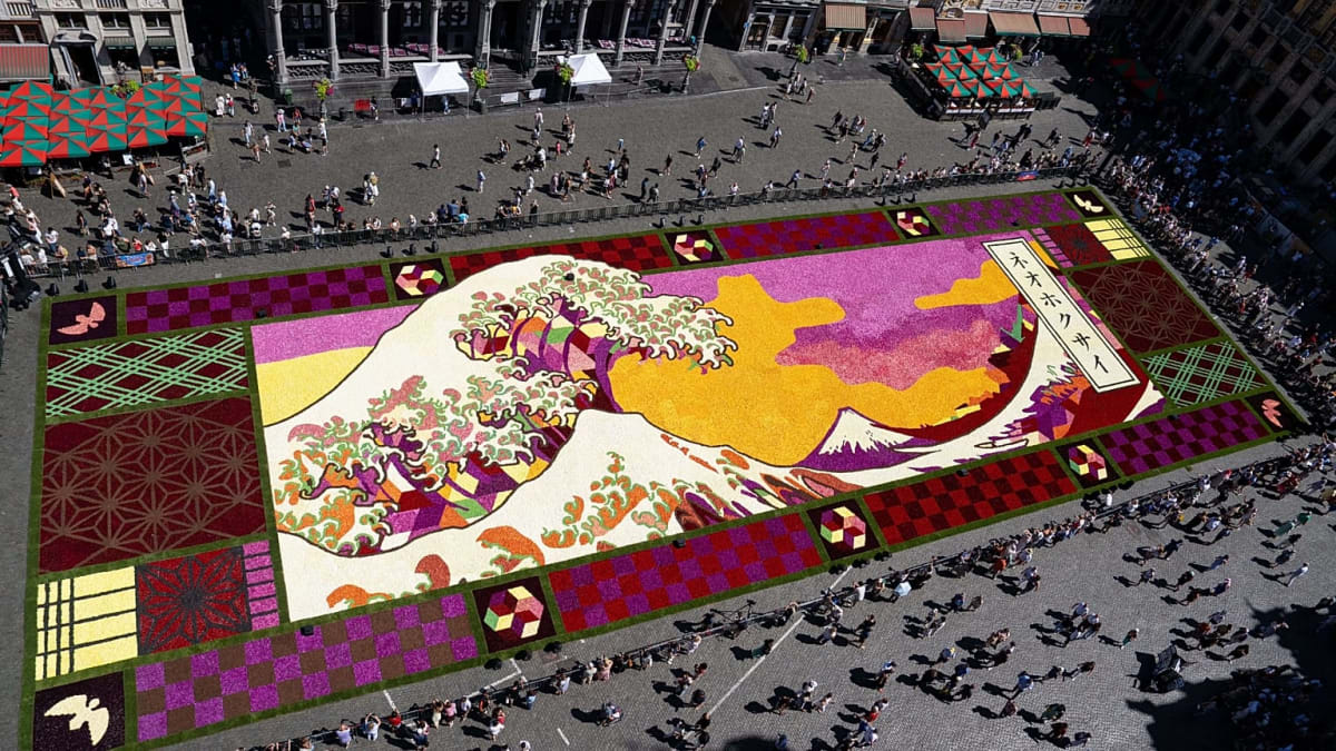Brussels Creates Giant Flower Wave with 500,000 Dahlias - Image 2
