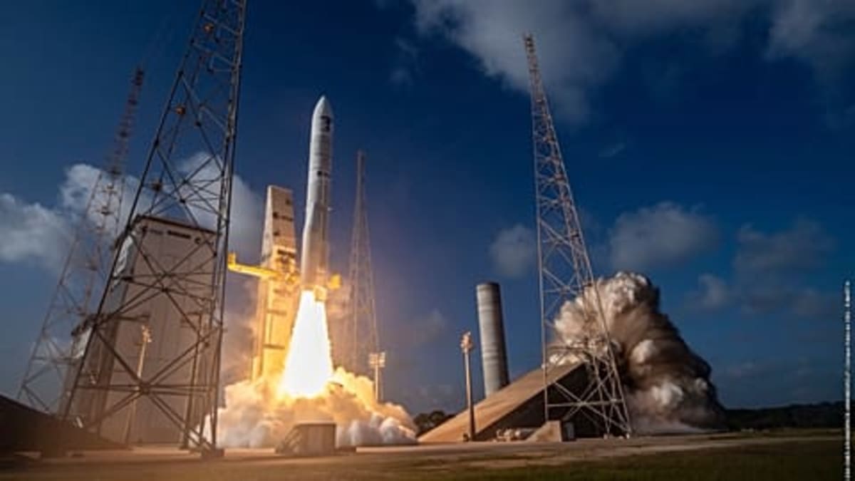 Europe Launches New Weather Satellite on Ariane 6 Rocket - Image 2
