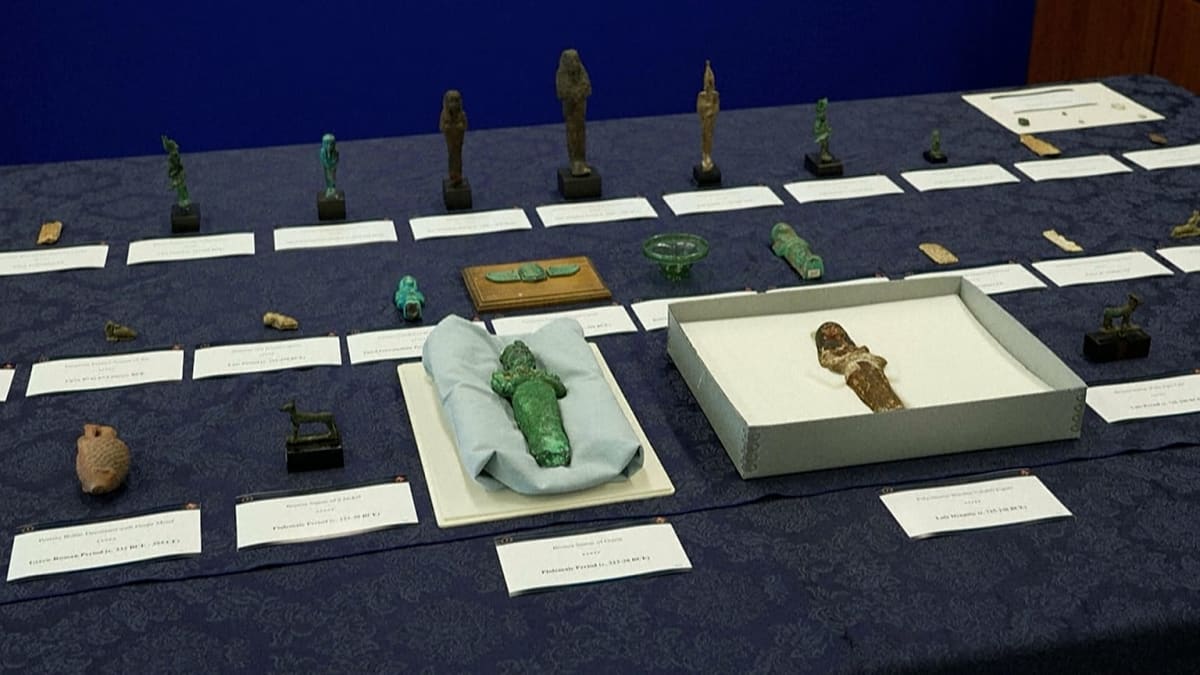 FBI Returns 48 Ancient Egyptian Treasures to Egypt - Image 2