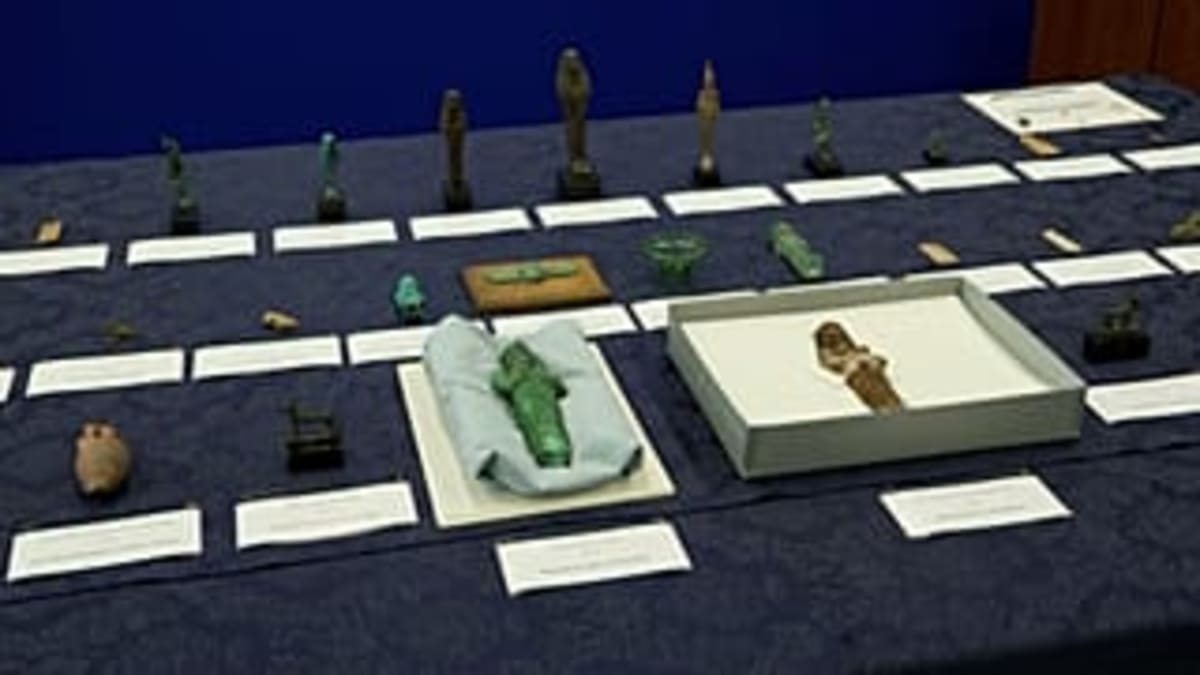 FBI Returns 48 Ancient Egyptian Treasures to Egypt - Image 3