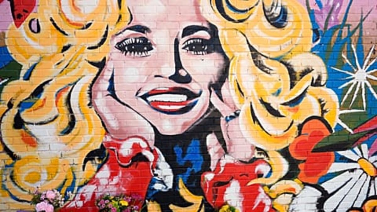 Dolly Parton's Nashville Hotel and Museum Opens This Week - Image 3