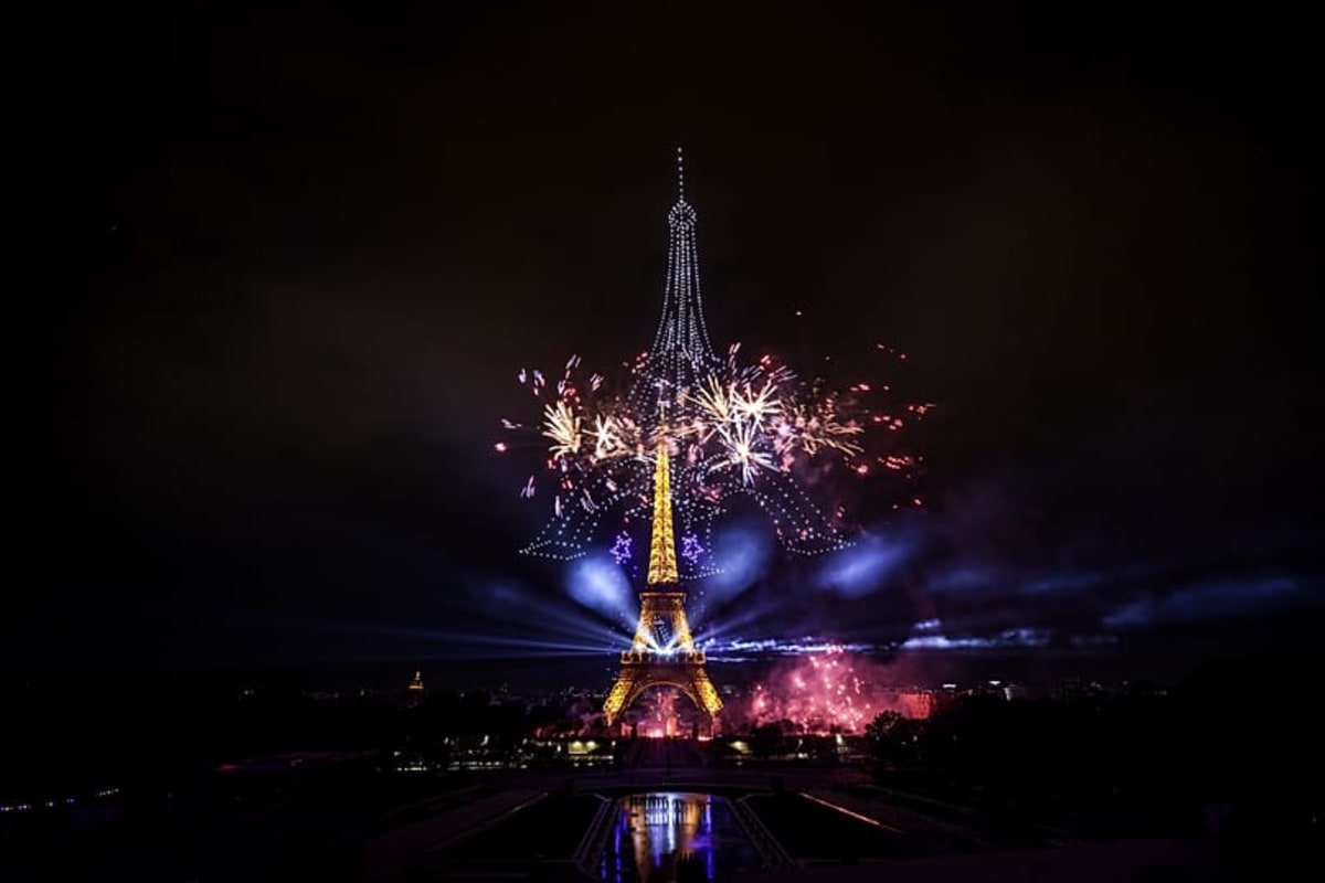 Eiffel Tower Reopens After Staff Win Gender Equality Fight - Image 2