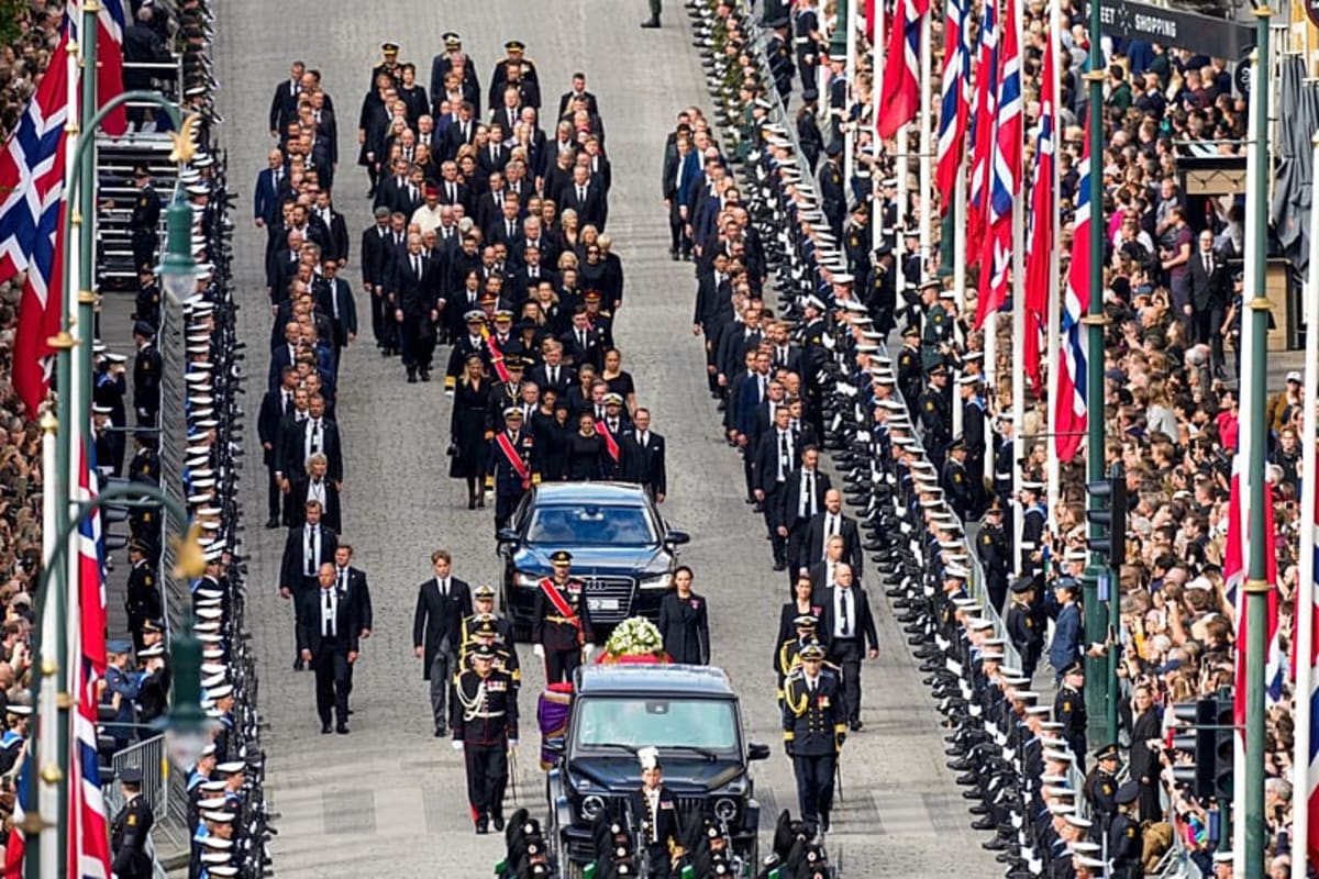 Norway Unites to Honor Beloved King Harald V - Image 2