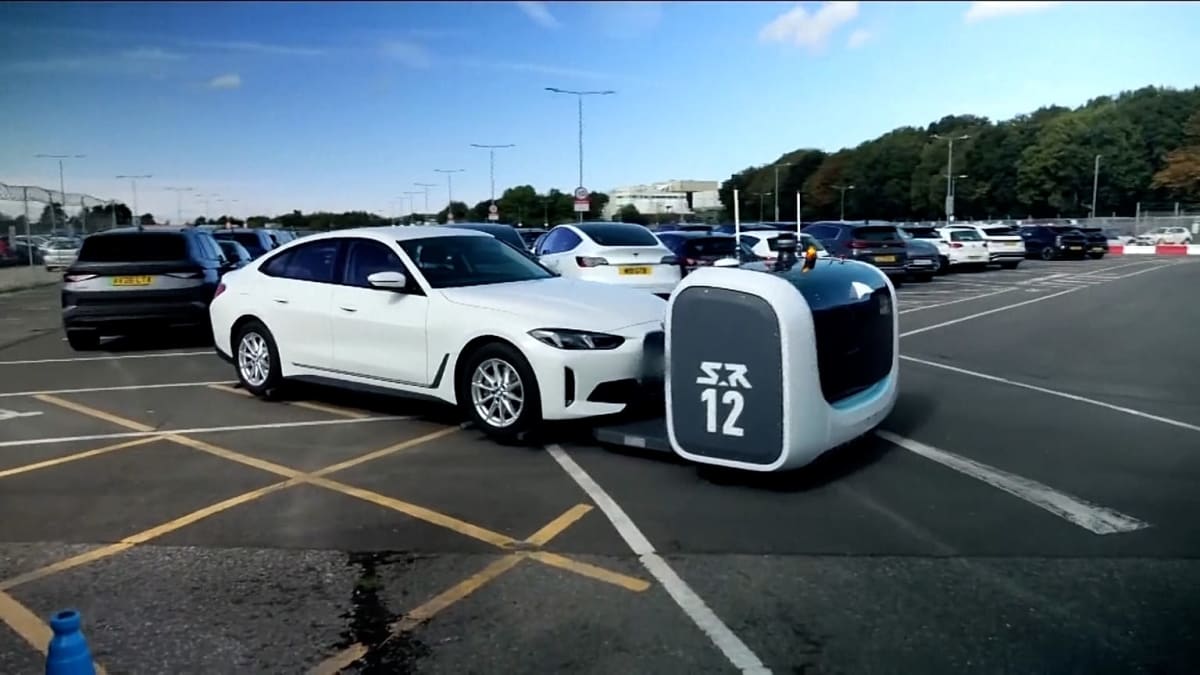 Gatwick Airport Tests Robot Valets to Park Your Car - Image 2