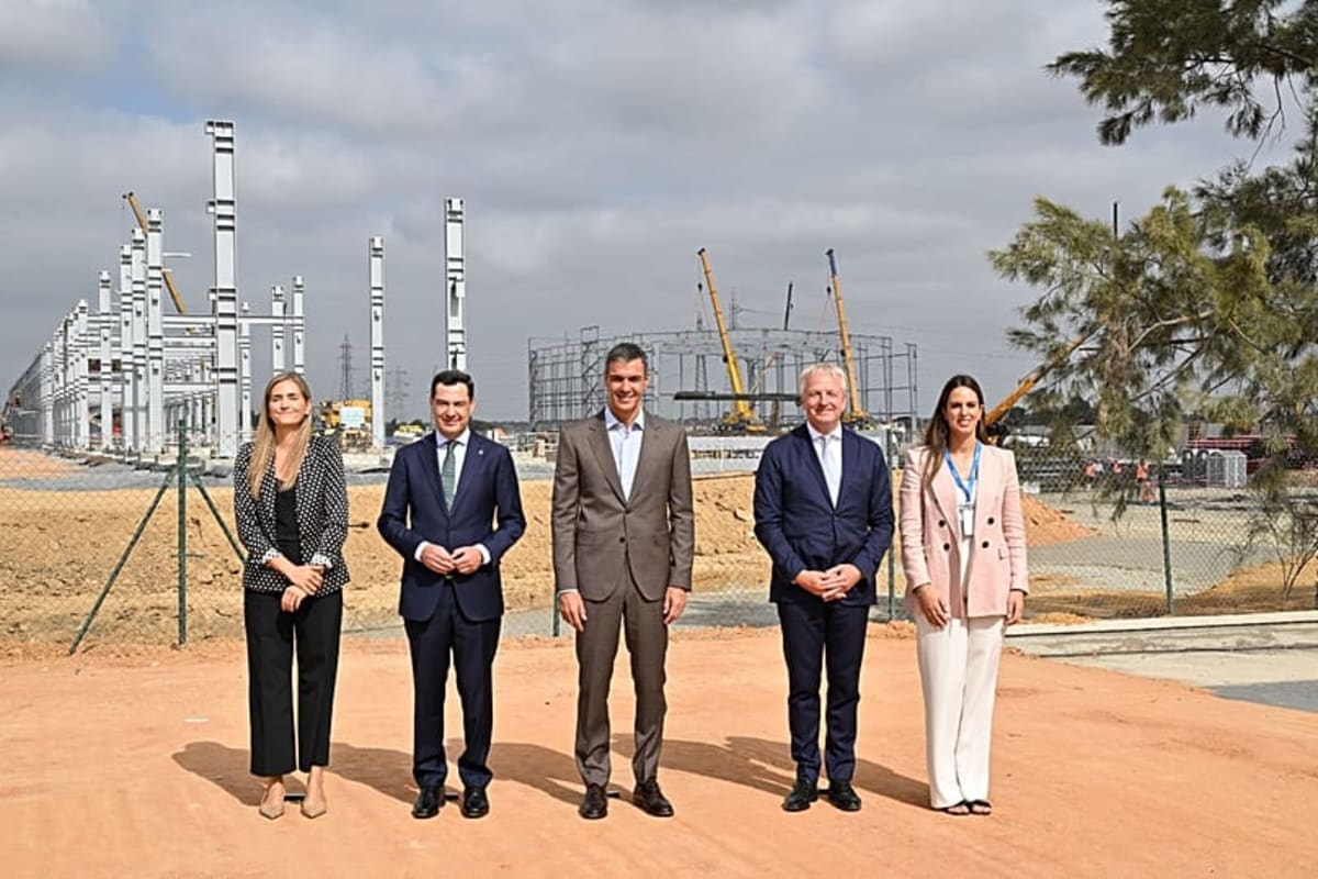 Spain Breaks Ground on Europe's Largest Green Hydrogen Plant - Image 2