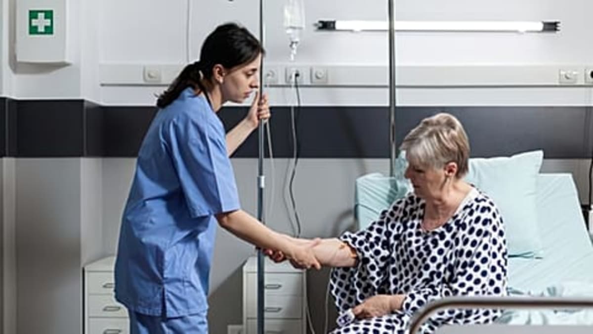 AI vs Doctors: Who Picks Transplant Patients Better? - Image 3