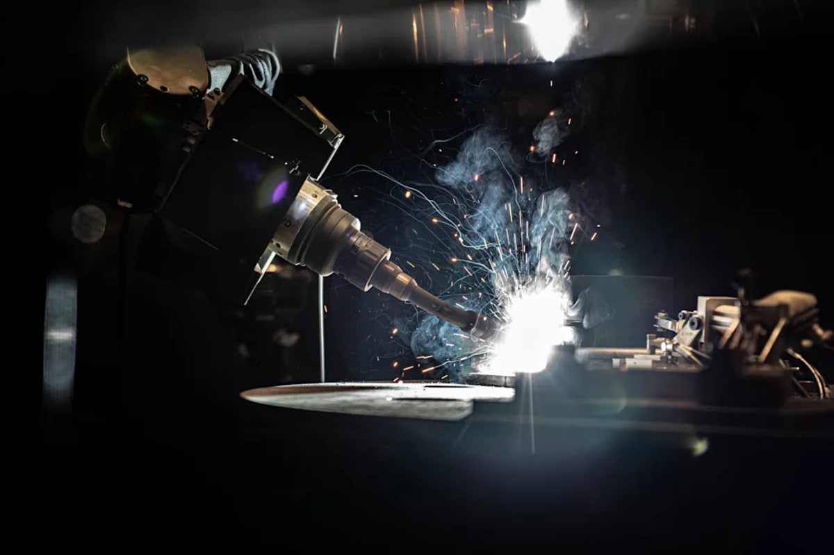 Robot Welder on Four Legs Heads to US Shipyards - Image 4