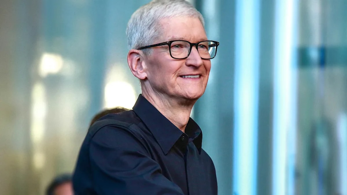 Tim Cook's 15-Year Morning Habit Every Leader Should Steal
