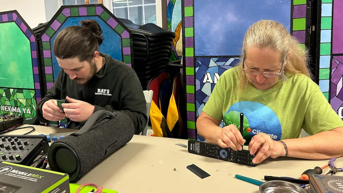 Repair Cafes Fix 850,000 Items Yearly in Growing Movement