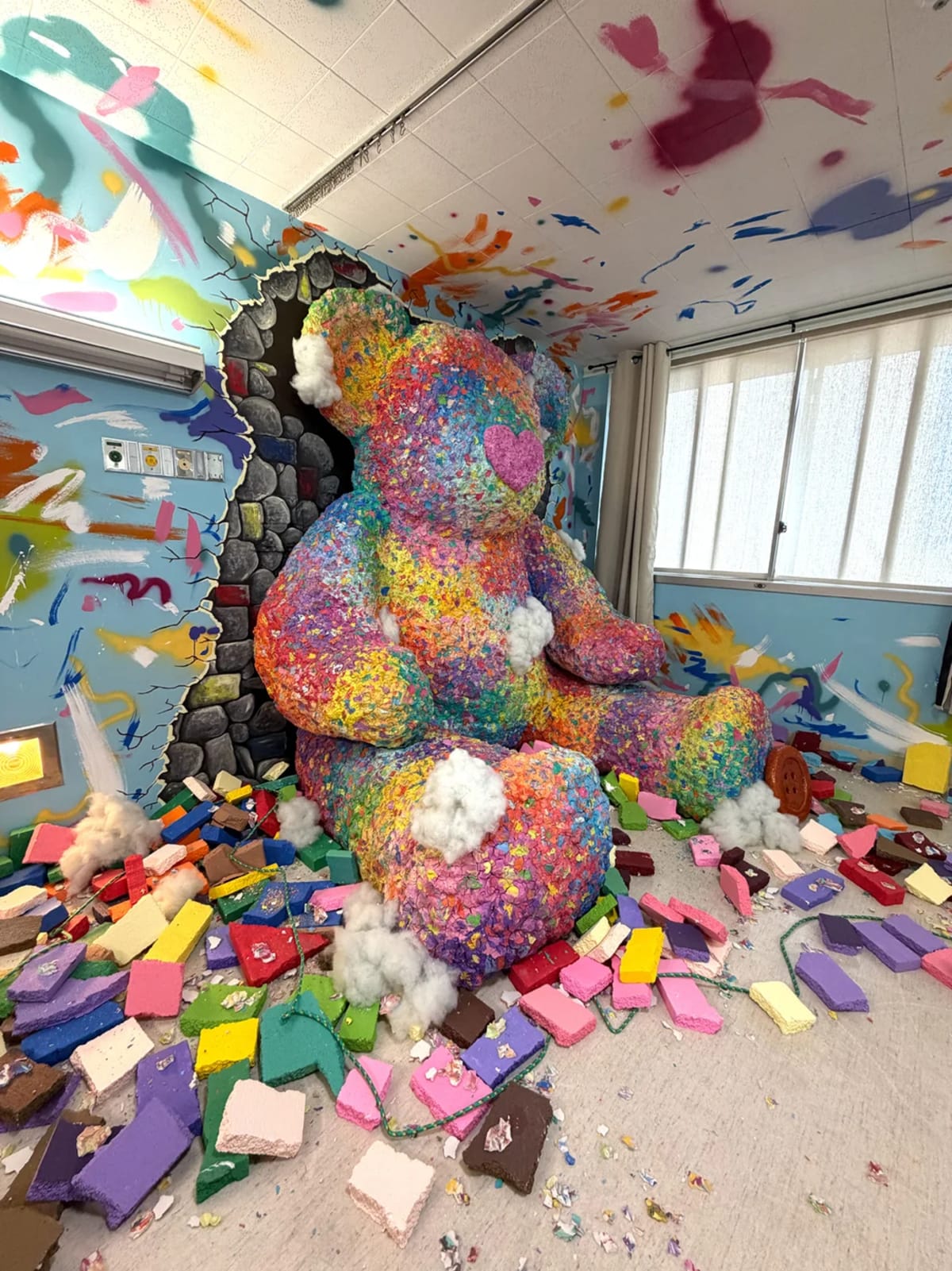 70 Artists Transform Abandoned L.A. Hospital Into Healing - Image 5